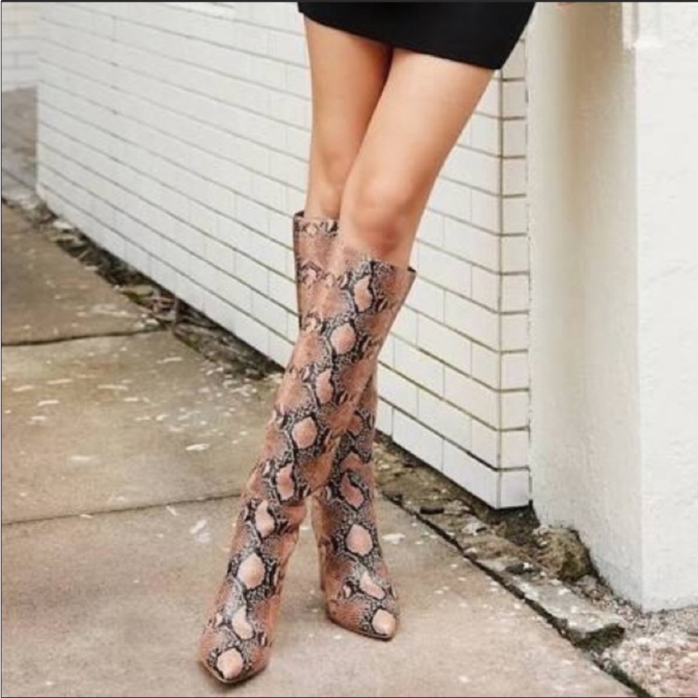 Gianni Bini Kellbie Snakeskin Leather Tall Block Heel Boots SZ 6.5 NWOT